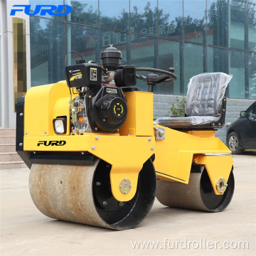 Mini Ride On Vibratory Road Roller Powered by 6HP Diesel Engine